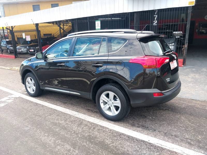 TOYOTA - RAV4 - 2014/2014 - Preta - R$ 84.800,00