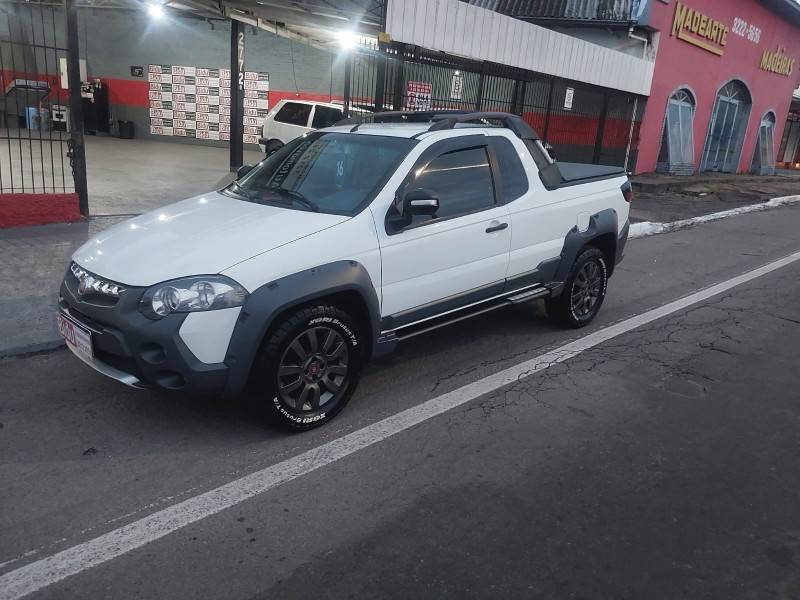 FIAT - STRADA - 2015/2016 - Branca - R$ 63.800,00
