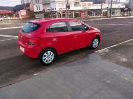 CHEVROLET - ONIX - 2015/2015 - Vermelha - R$ 51.900,00