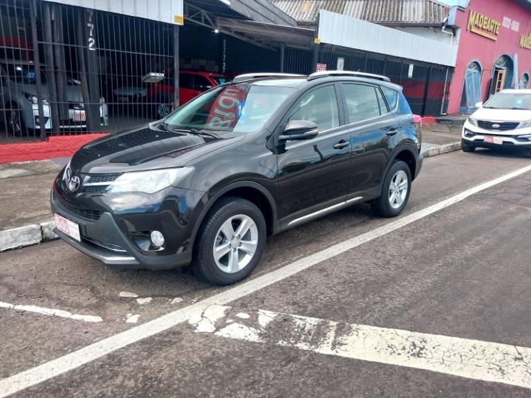 TOYOTA - RAV4 - 2014/2014 - Preta - R$ 84.800,00