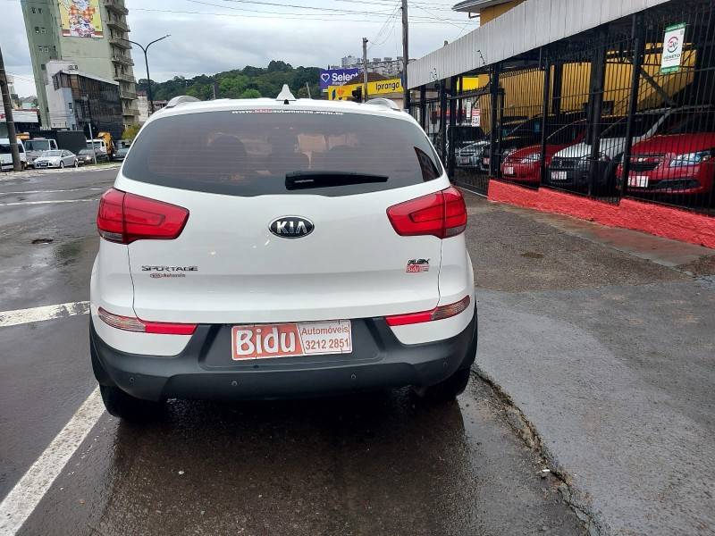 KIA MOTORS - SPORTAGE - 2015/2016 - Branca - R$ 84.900,00