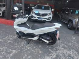 HONDA - PCX - 2024/2024 - Branca - R$ 18.900,00