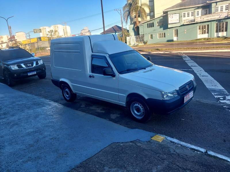 FIAT - FIORINO - 2011/2012 - Branca - R$ 41.800,00