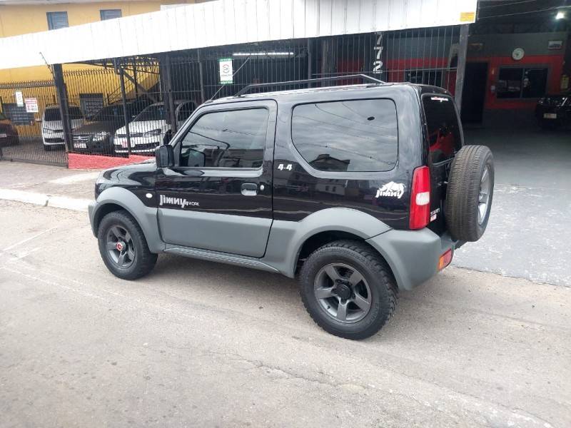 SUZUKI - JIMNY - 2013/2014 - Preta - R$ 65.900,00