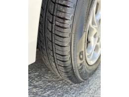 CHEVROLET - CELTA - 2004/2004 - Branca - R$ 17.900,00