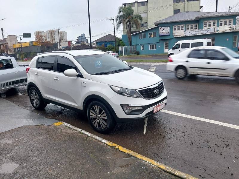 KIA MOTORS - SPORTAGE - 2015/2016 - Branca - R$ 84.900,00
