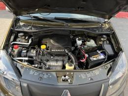 RENAULT - SANDERO - 2012/2013 - Verde - R$ 43.900,00