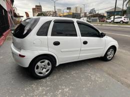 CHEVROLET - CORSA - 2011/2012 - Branca - R$ 29.900,00