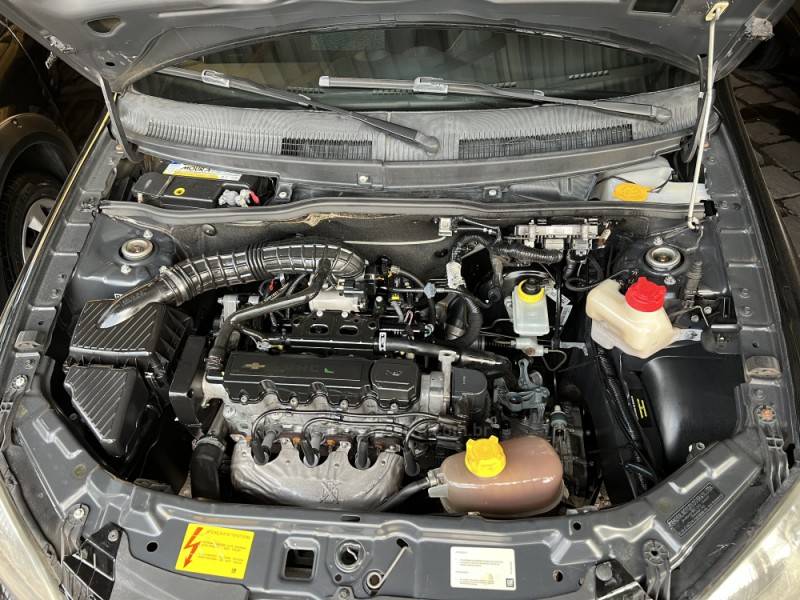 CHEVROLET - CELTA - 2011/2012 - Preta - R$ 28.900,00