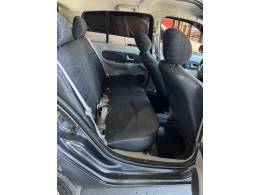 RENAULT - CLIO - 2005/2005 - Cinza - R$ 19.900,00