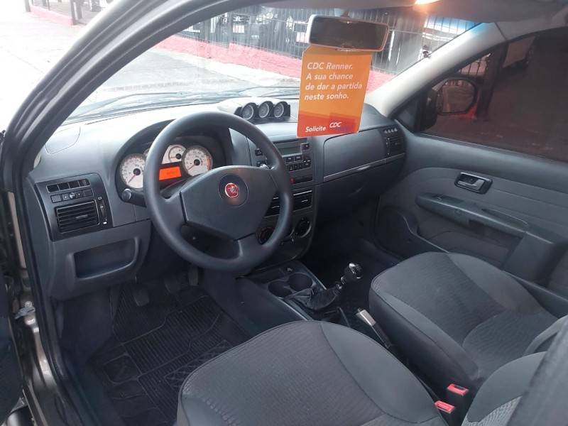 FIAT - STRADA - 2011/2011 - Cinza - R$ 49.900,00