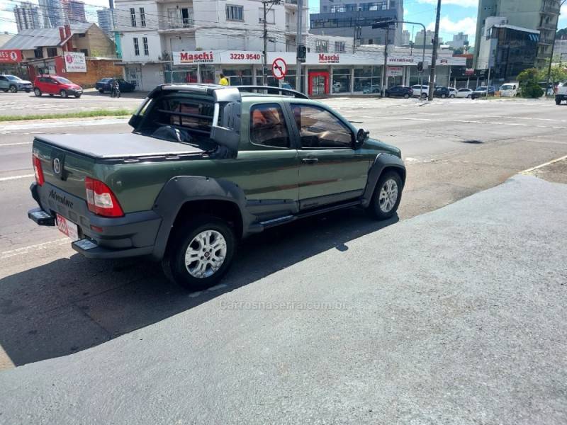 FIAT - STRADA - 2010/2010 - Verde - R$ 49.900,00