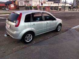 FORD - FIESTA - 2007/2008 - Prata - R$ 27.800,00
