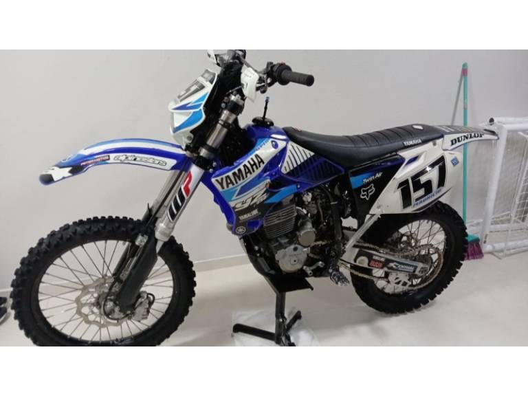 YAMAHA - YZ - 2004/2004 - Azul - R$ 13.900,00