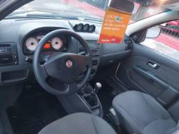 FIAT - PALIO - 2011/2012 - Branca - R$ 41.900,00