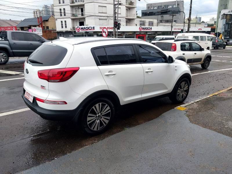 KIA MOTORS - SPORTAGE - 2015/2016 - Branca - R$ 84.900,00